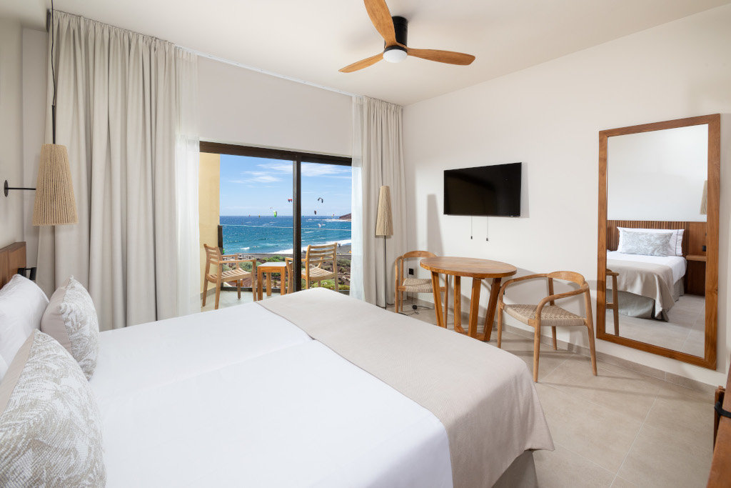 Camera d'hotel con vista sul mare a El Médano, Tenerife.