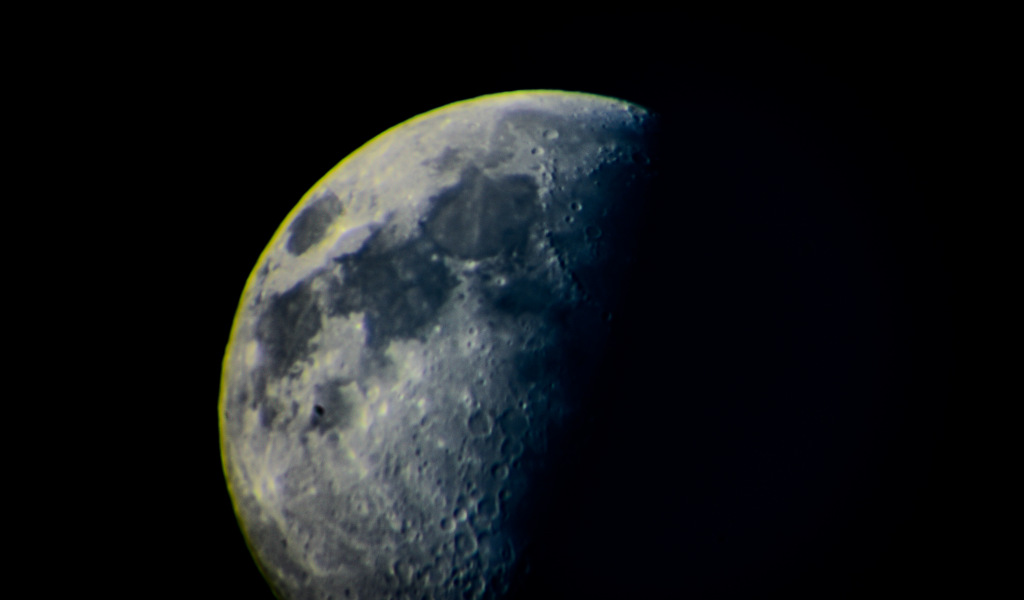 La luna crescente vista da Tenerife.