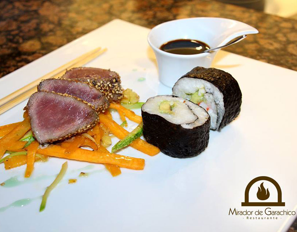 Sushi e tonno con salsa al Restaurante Mirador de Garachico, Tenerife.