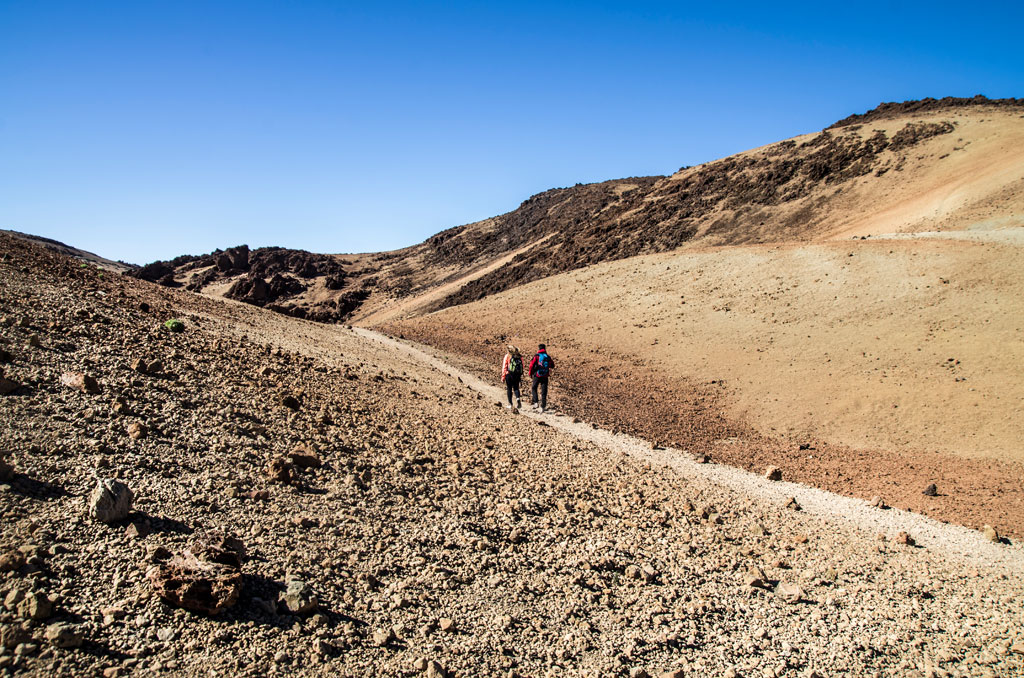 sendero-27-parque-nacional-teide-montana-rajada-gal01.jpg